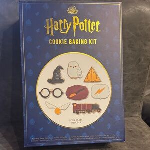 Williams Sonoma Harry Potter Cookie Baking Kit - Blue